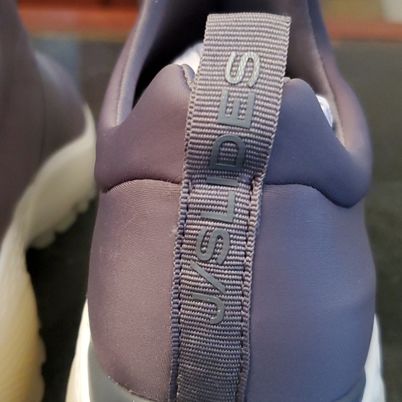 J/SLIDES NYC GREY SNEAKERS. SZ. 8.5 - Picture 6 of 8